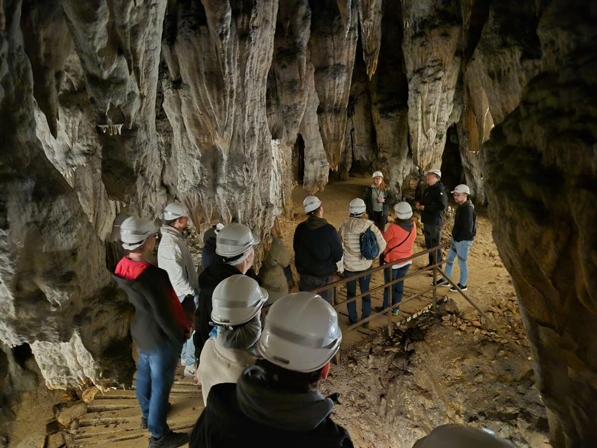 cave
